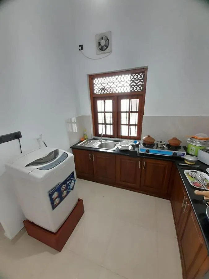 Jasmine Apartments Negombo 0*,
